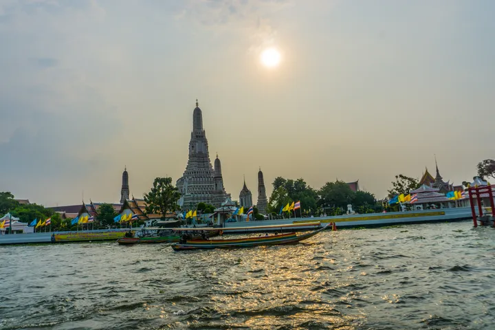 Wat Arun at sunset in Bangkok, Thailand
