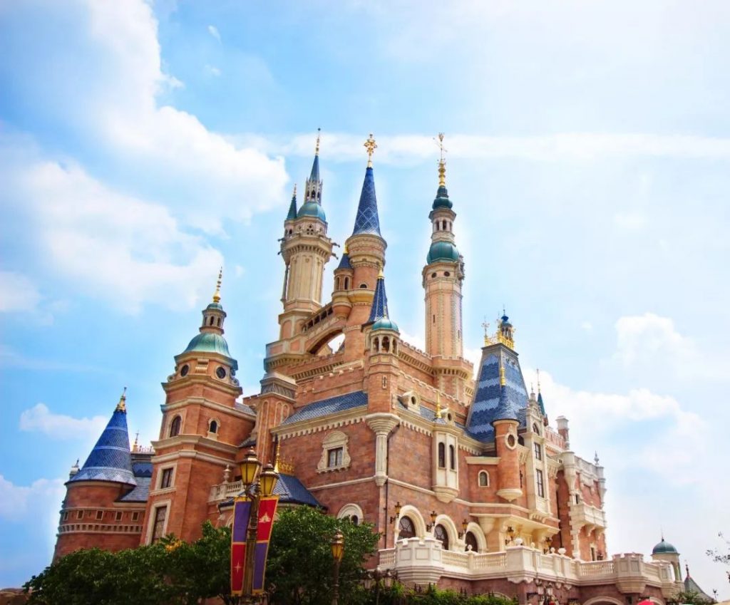 The Best Local Guide To Shanghai Disneyland - BonAdvisor