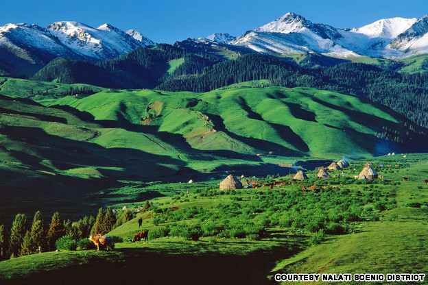 Xinjiang: The grasslands of Nalati - most beautiful places to visit in China
