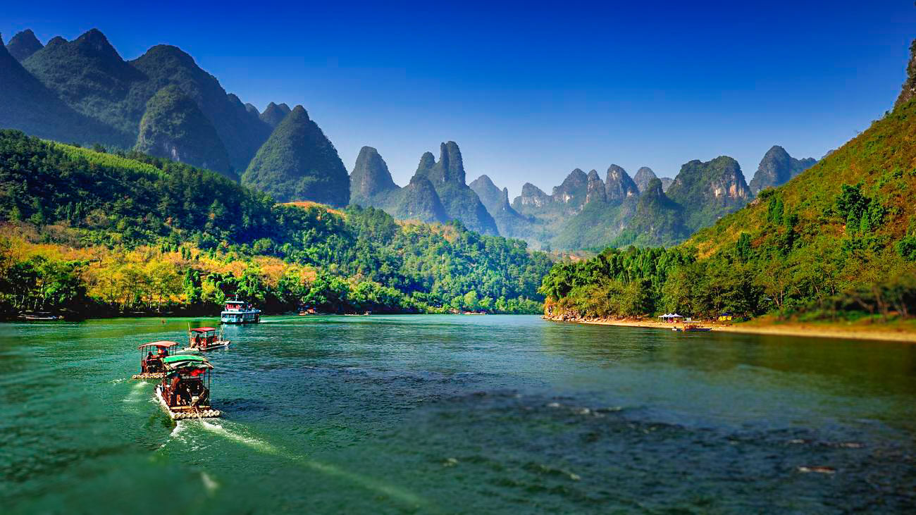 Cruise on the Li River, Guilin
