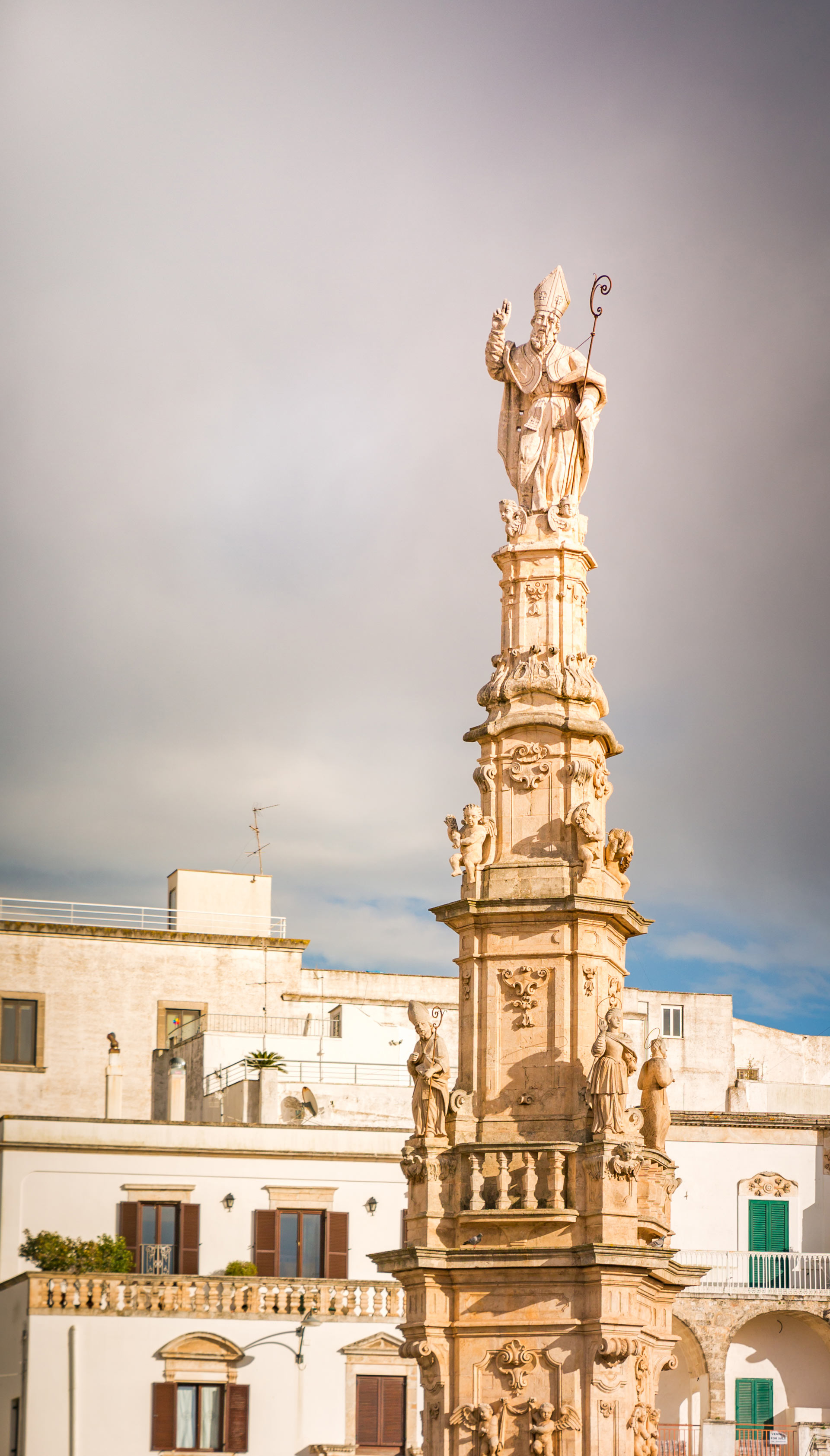 The column of Sant'Oronzo - 1 Day in Ostuni