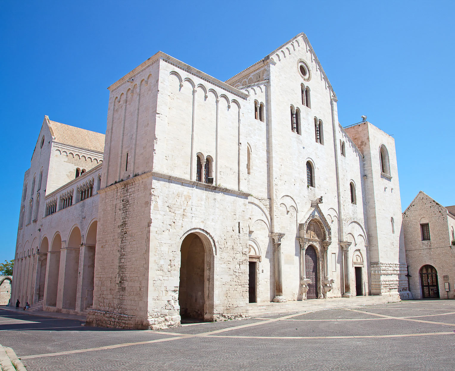 St. Nicholas Basilica, Bari, Puglia - Bari itinerary 1 day