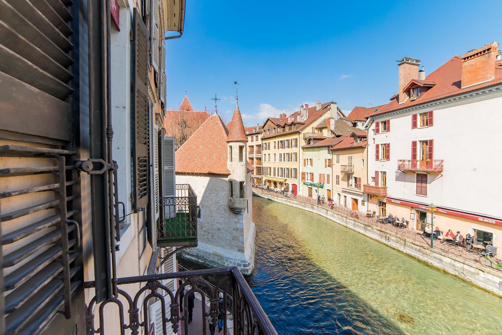 where to stay in Annecy