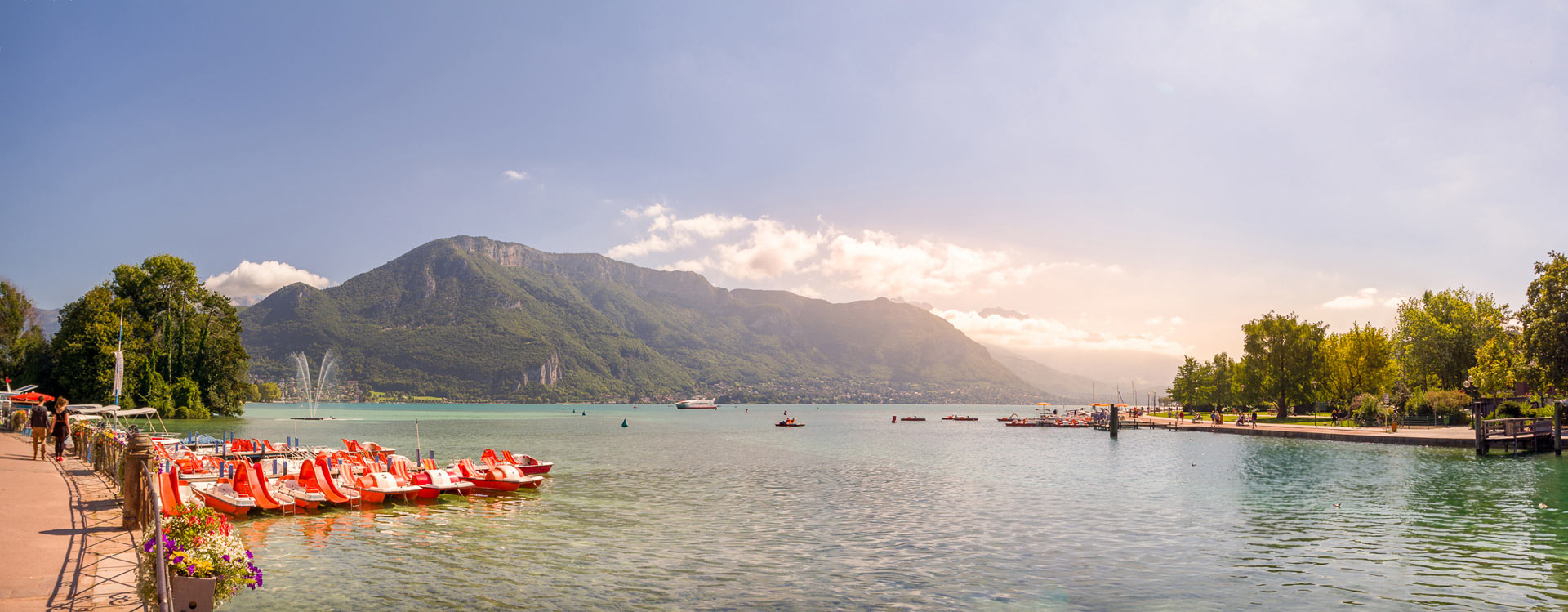 Nautical activities on Lake Annecy - things to do Annecy
