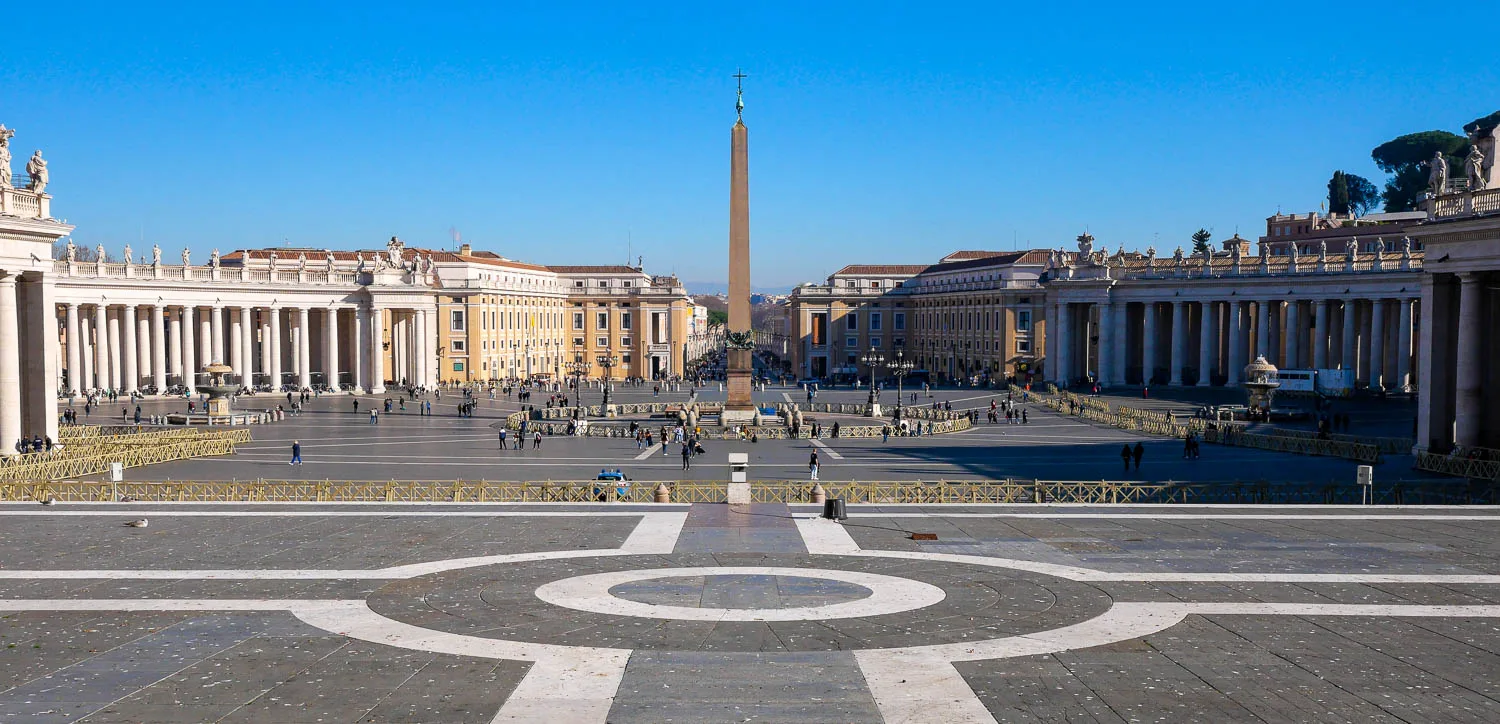 place-saint-pierre-rome place-saint-pierre-rome