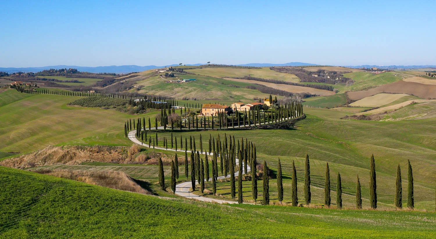 Val d'Orcia: the Baccoleno farmhouse - Tuscany itinerary - Tuscany things to do