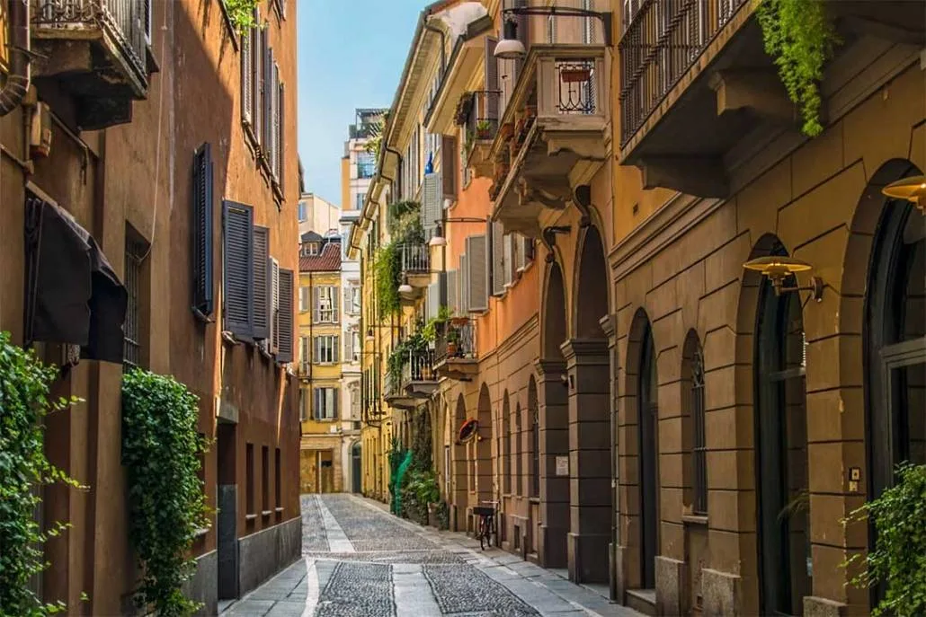 Dove-dormire-a-Milano-in-coppia-1030x687-1