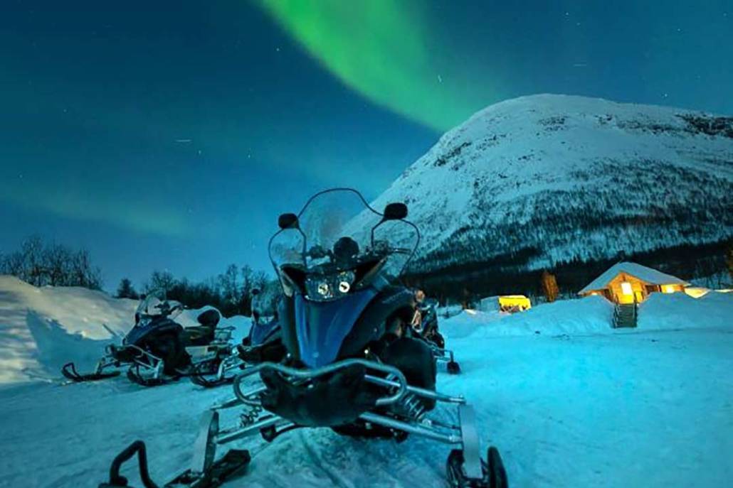 Snowmobile trip Tromsø - place to see aurora