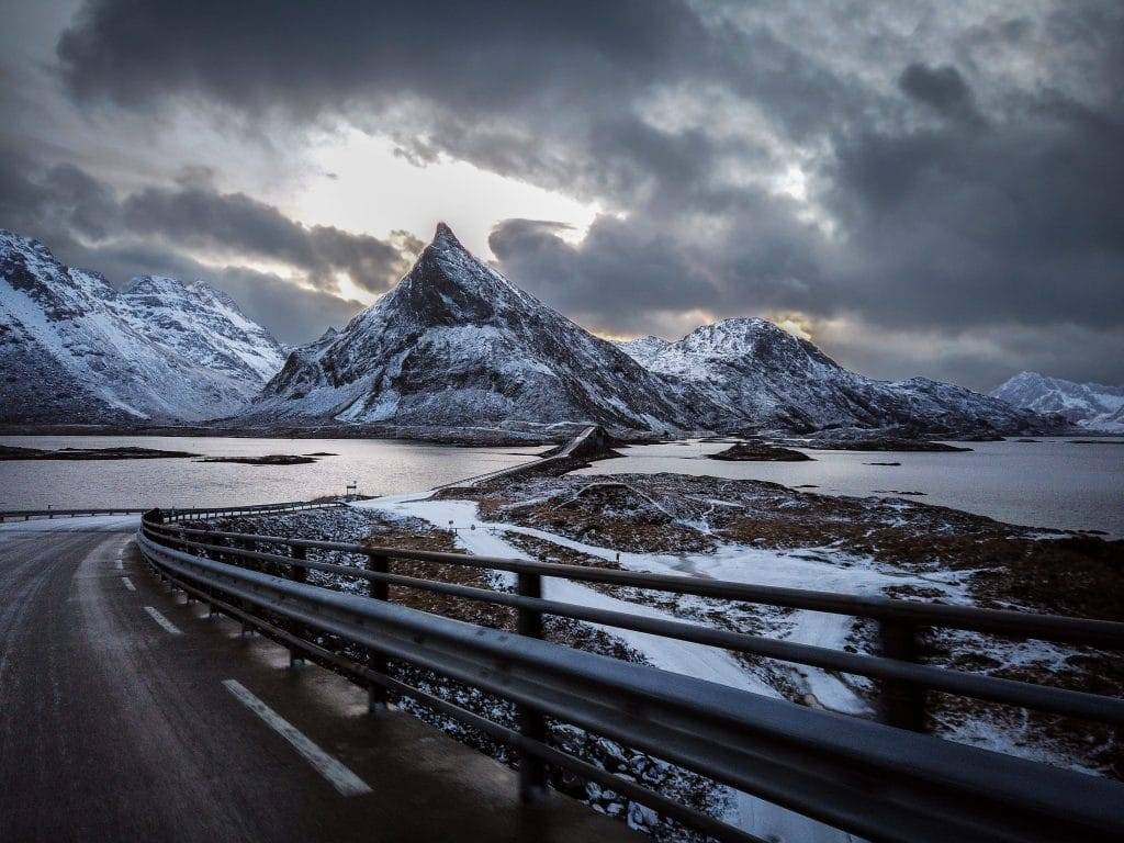 The-bridges-of-Fredvang - things to see in Lofoten Islands