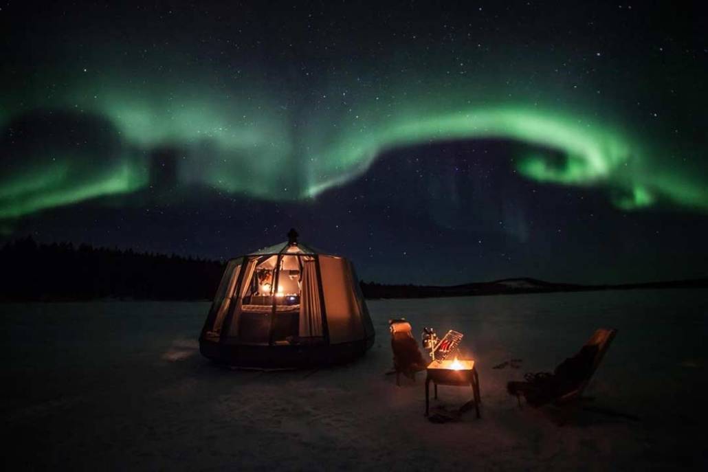 Laponia-Sky-Hut-hotel-aurora-in-Svezia-1030x687-1