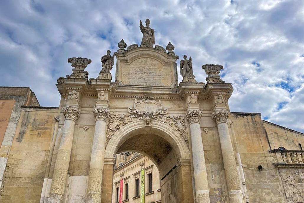 Porta-Rudiae-Lecce-1030x687-1