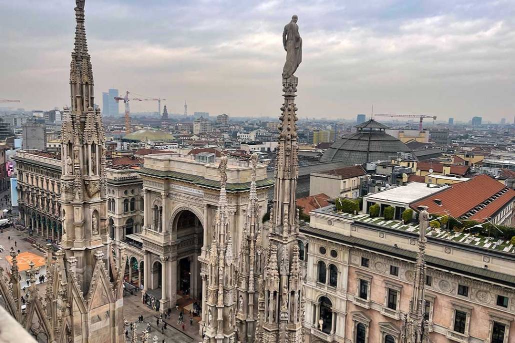 Visita-delle-terrazze-del-Duomo-di-Milano-biglietti-1030x687-1