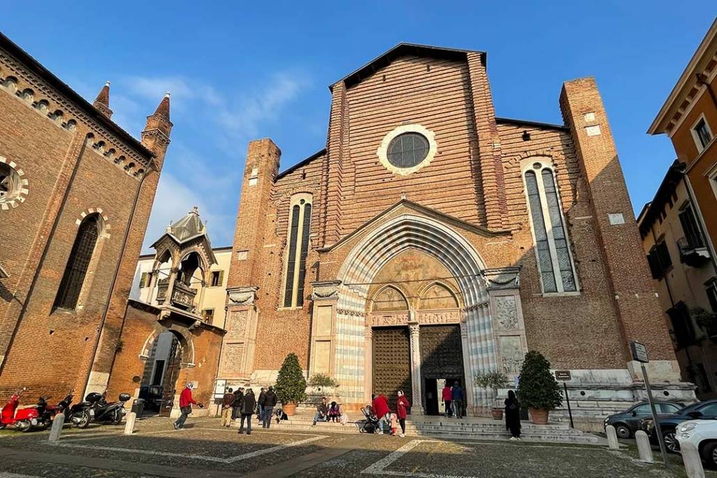 Basilica-di-Santa-Anastasia-Verona-1030x687-1