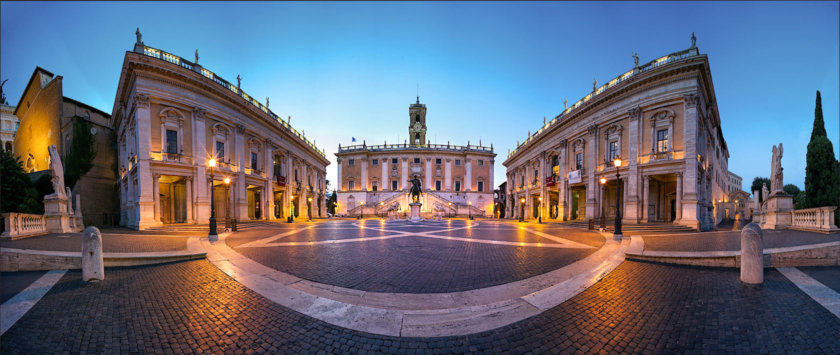 The Piazza del Campidoglio and the 3 Palais