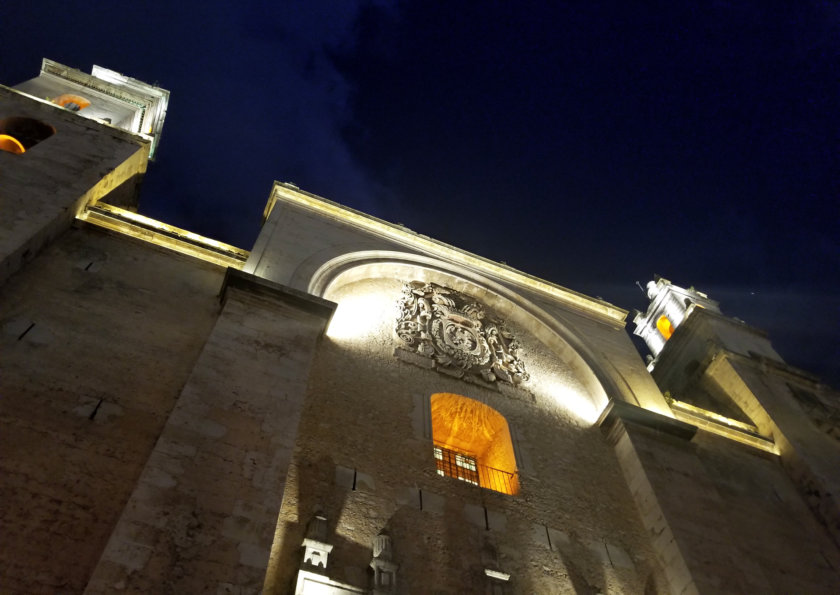 San Ildefonso Cathedral by night