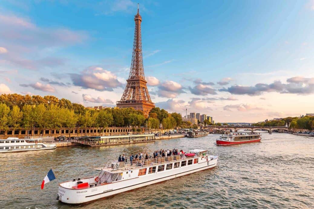 Seine, Paris itinerary 2 days