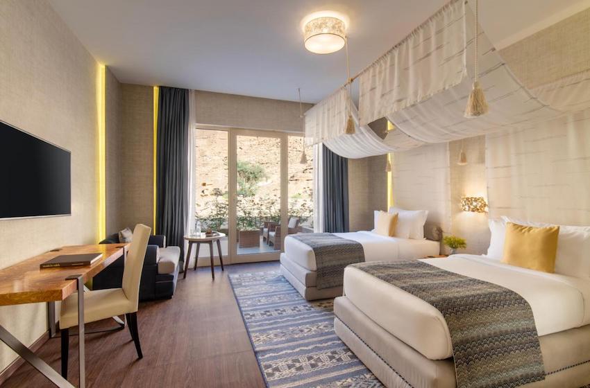 shaden-resort-alula-hotel-room